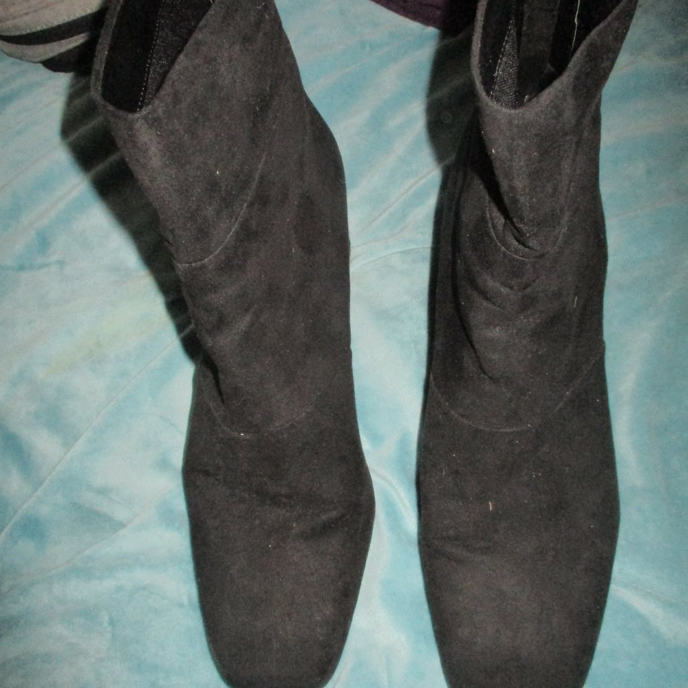 Bass Faux Suede Ankle Boots Black Size 10